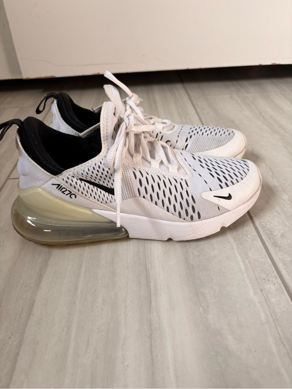 Size 7.5 Women’s - Nike Air Max 270 Low White